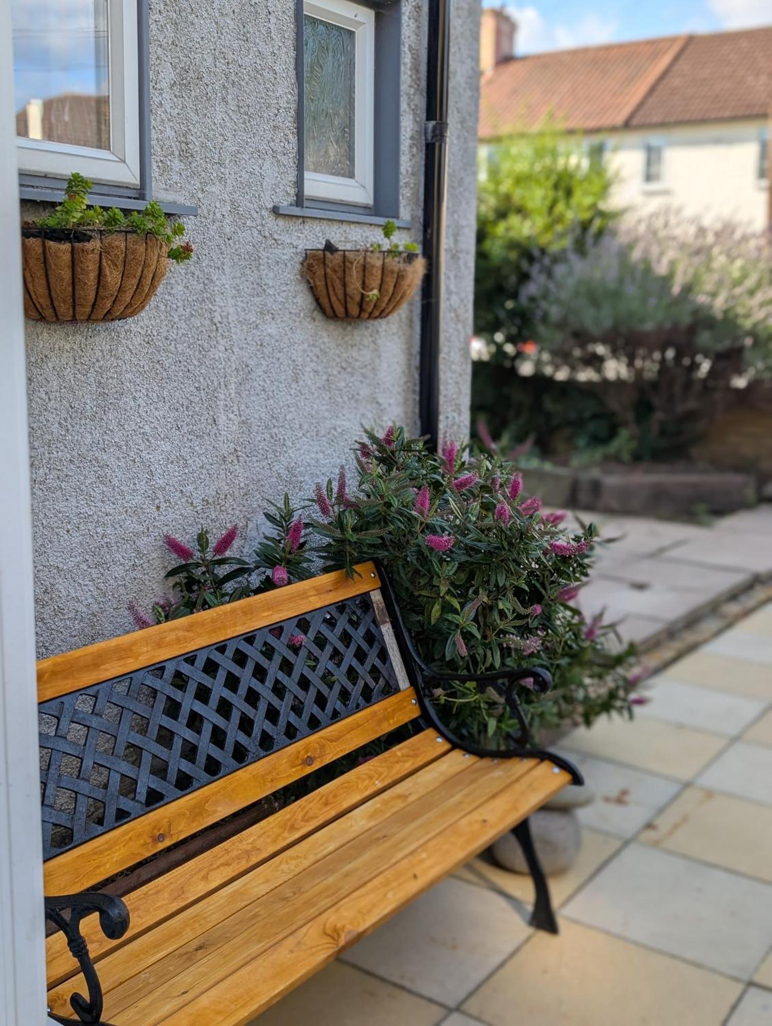 Villa 3bedrooms House Sleeps10 Garden&parking Ably *